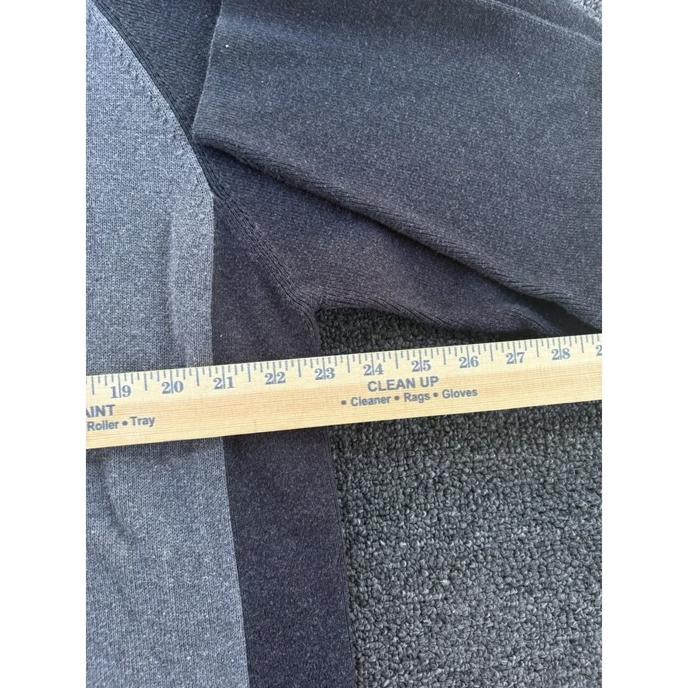 Banana Republic Mens V-Neck‎ Sweater XL Gray Black Two-Tone Cotton Hong Kong